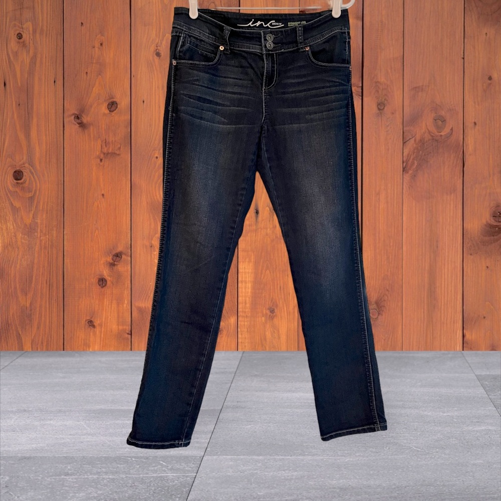 Inc Denim Straight Leg Curvy fit size 8 Midrise Blue